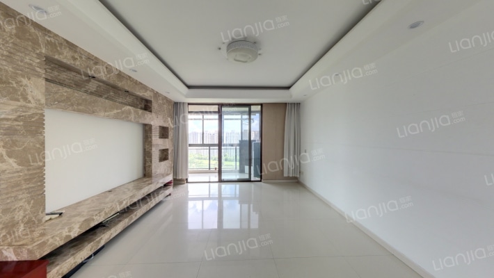 春申景城湖畔林语二手房实景图