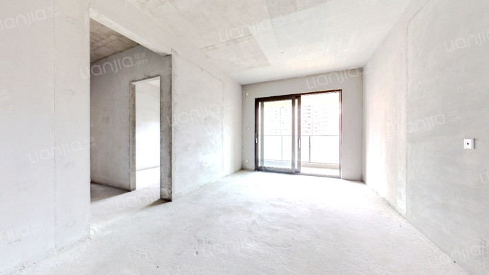 星河丹堤V2区二手房实景图