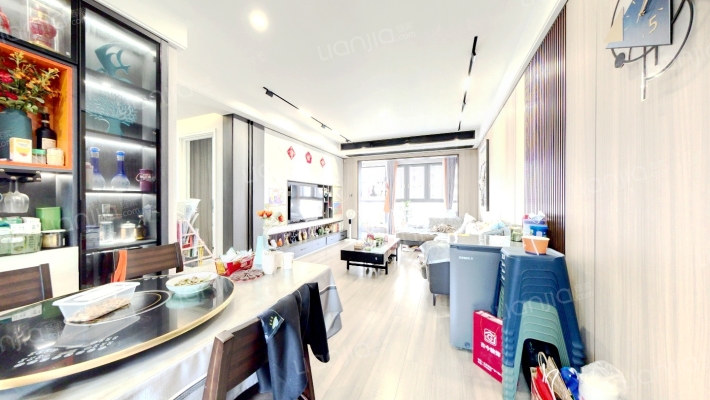 绿地国际理想城四期二手房实景图