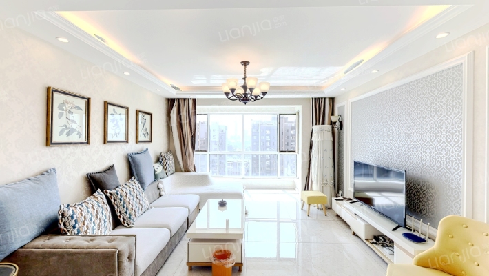 坤泰新界二手房实景图