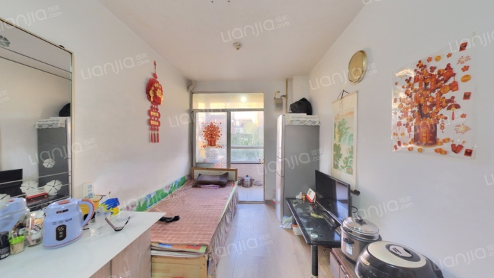 华大天朗国际B区二手房实景图