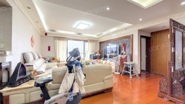 龙岸花园一期二手房实景图