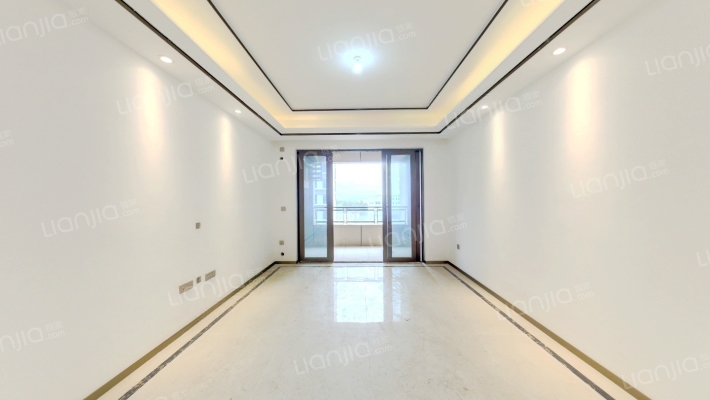 绿地珑玥府二手房实景图