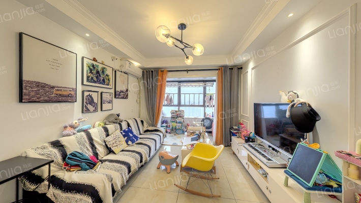 芙蓉万国城MOMA二手房实景图