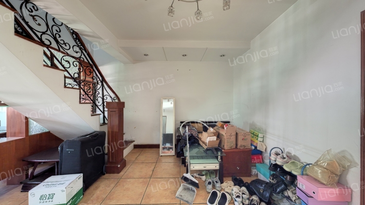 绿洲湾二手房实景图