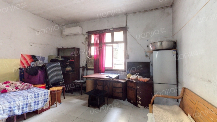 中建机械制造厂生活区二手房实景图