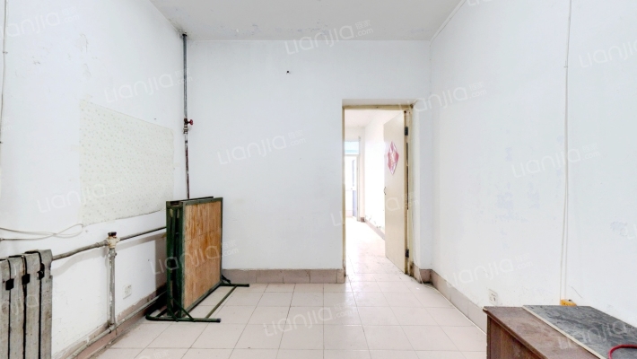 艺华小区二手房实景图