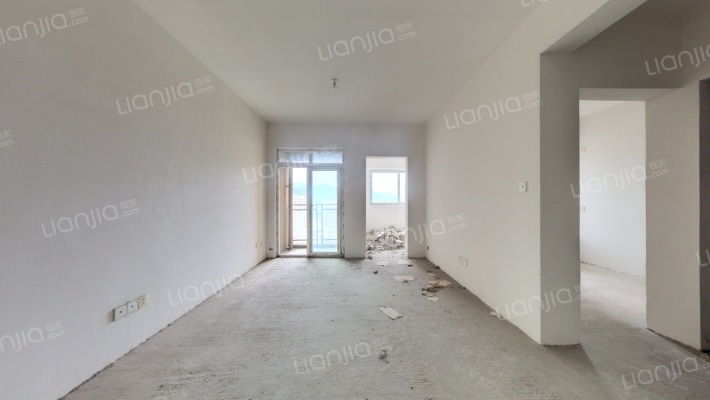 宝嘉花与山二手房实景图