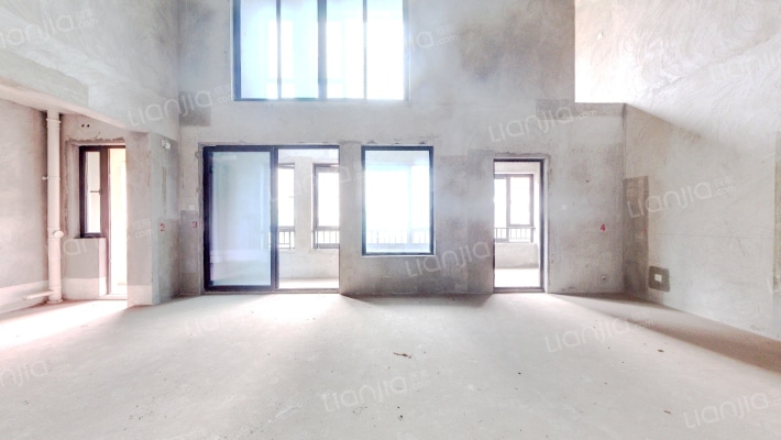 鲁能领秀城4街区南区二手房实景图