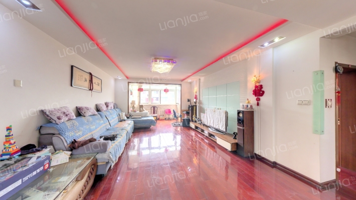 凌空六小区二手房实景图