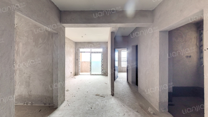 两山秀苑二手房实景图