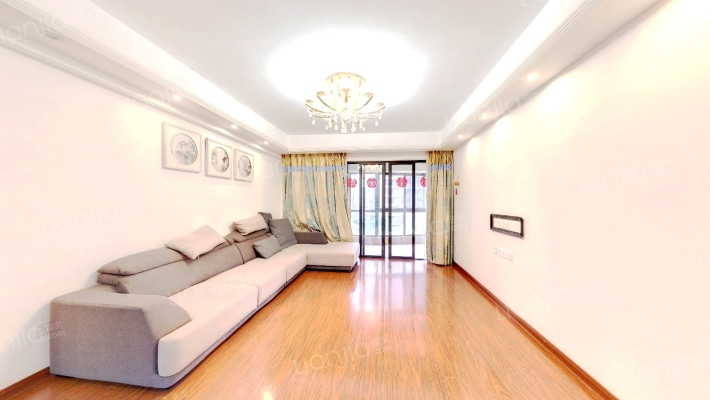 国际公园剑桥区二手房实景图