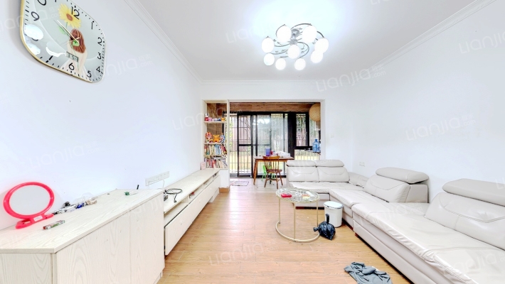 领地海纳珑庭二手房实景图