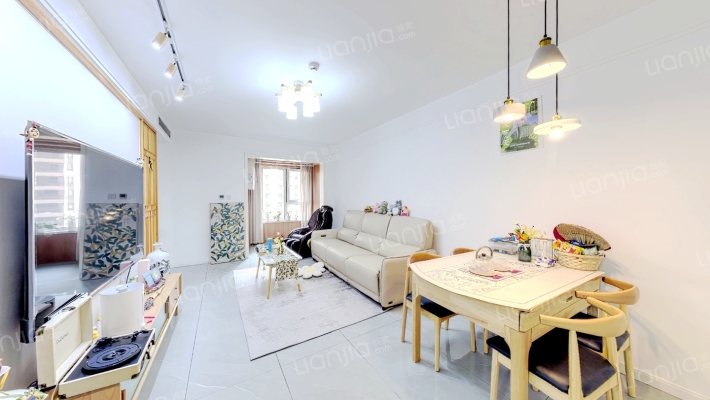 山钢锦绣华府二手房实景图