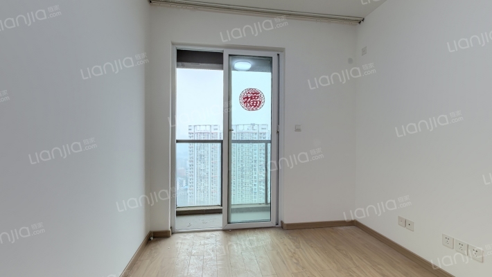 卓越中寰二手房实景图