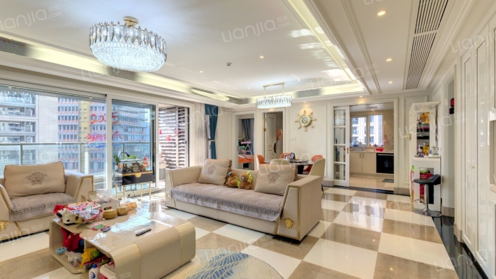 滨江保利翡翠海岸二手房实景图