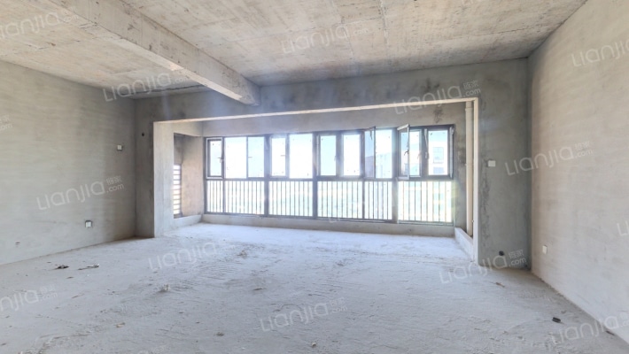 群峰小区高铁明珠二手房实景图