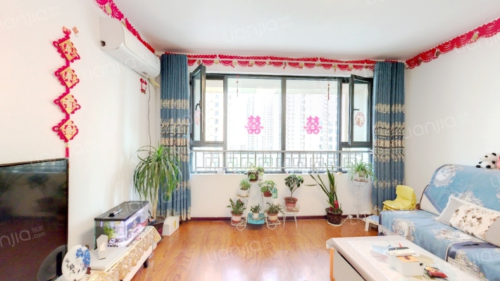 润都荣园二手房实景图