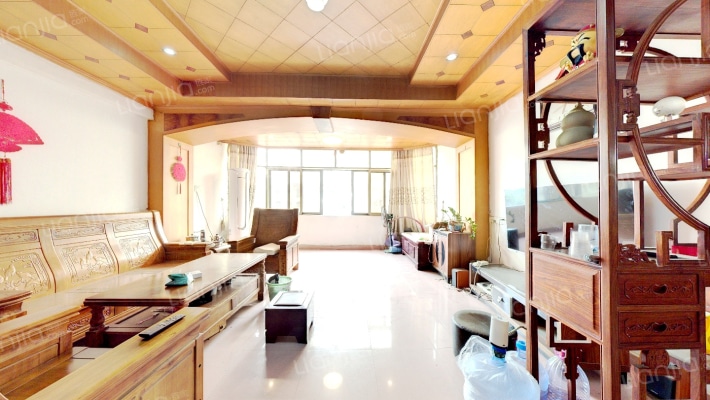 交警大队新塘中队集资楼二手房实景图