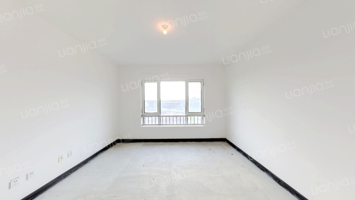 东岸名郡四期二手房实景图