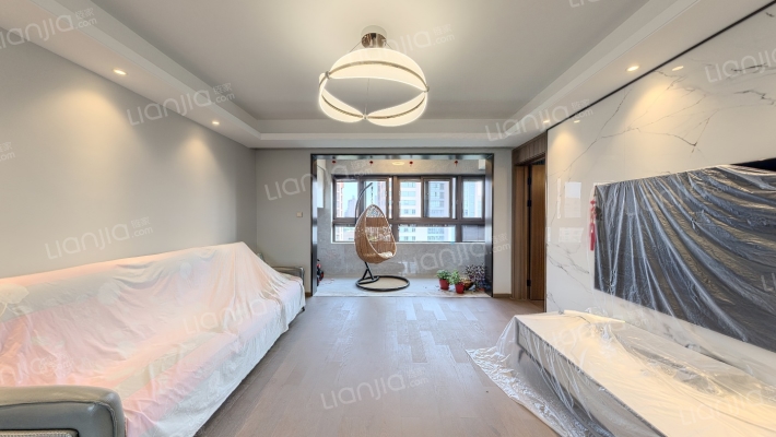 天阅湖滨雅苑二手房实景图