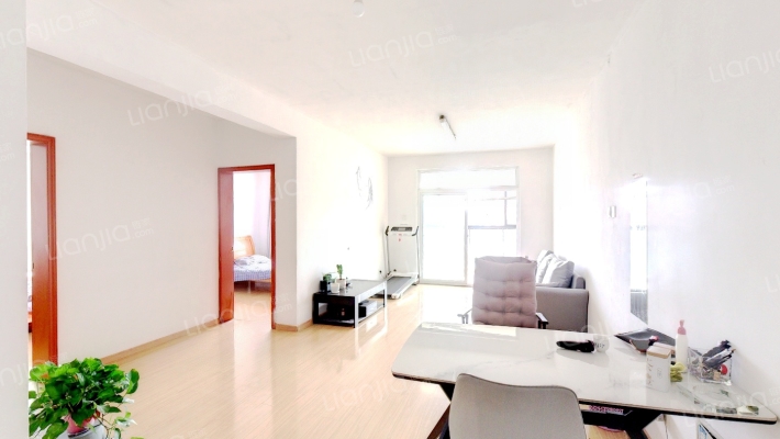 瑞泰和园B区二手房实景图