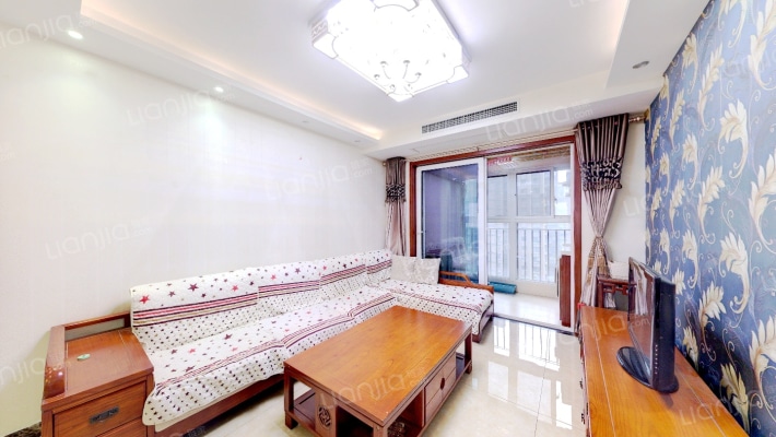 雅居乐铂琅峯二手房实景图