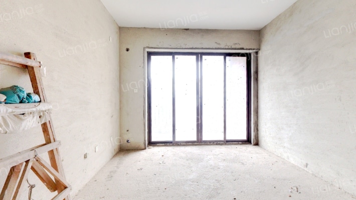 湖滨花园2期二手房实景图