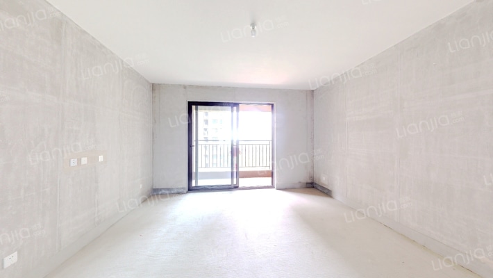 鲁能公馆一号院二手房实景图