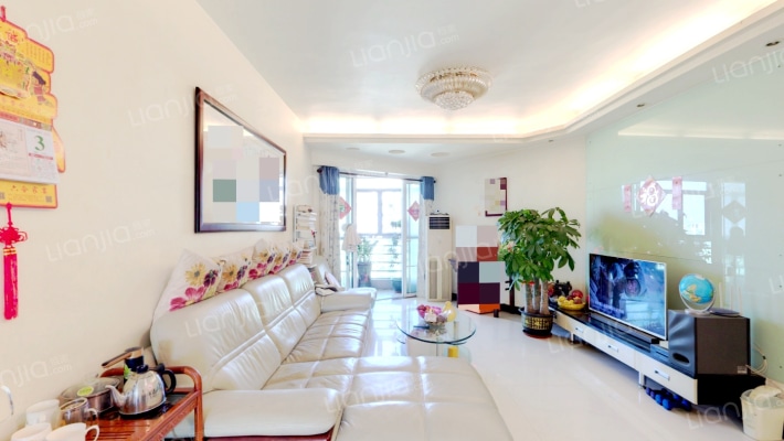 理想蓝堡国际花园二手房实景图