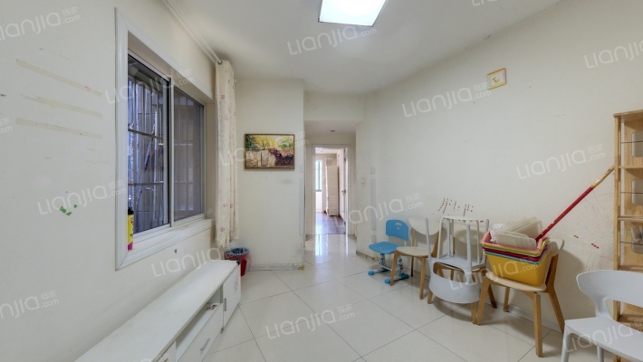 柏果树20-26号二手房实景图