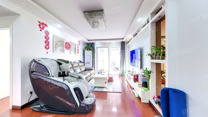 信达蓝爵二手房实景图