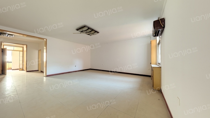 鸿景花园二手房实景图