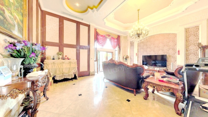 鸿泰名园二手房实景图