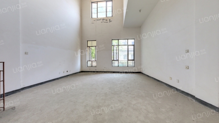 金马湖壹号二手房实景图