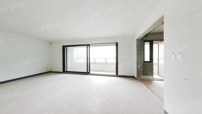 龙湖两江新宸云顶二手房实景图