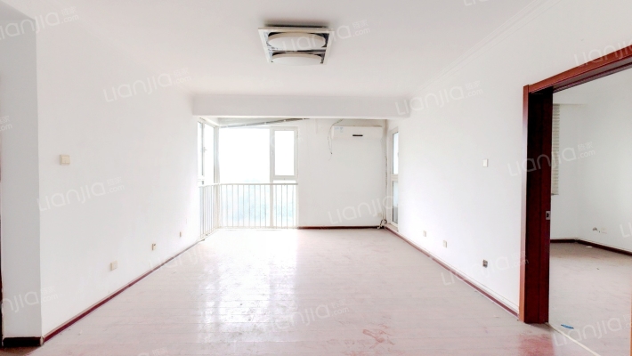 云锦蓝庭二手房实景图