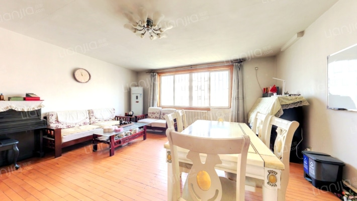 安居二小区二手房实景图