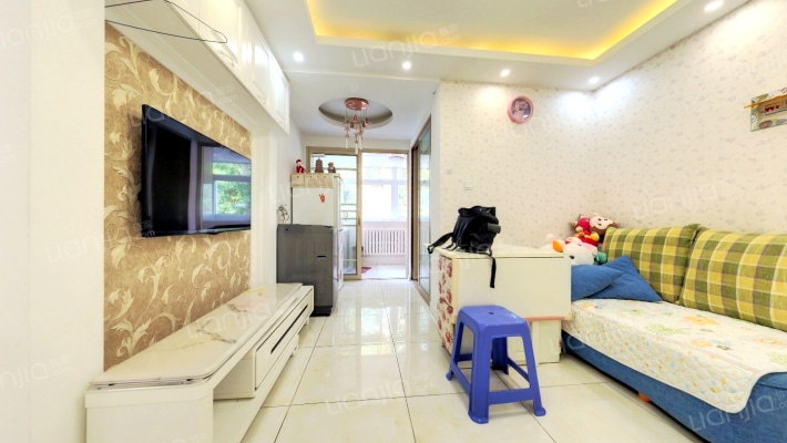 建大四小区二手房实景图