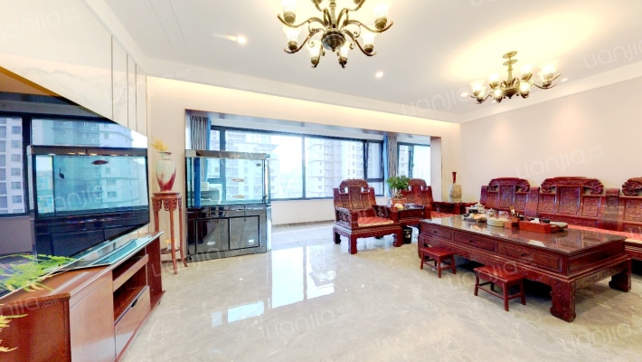 中信泰富济南尊泉映园二手房实景图