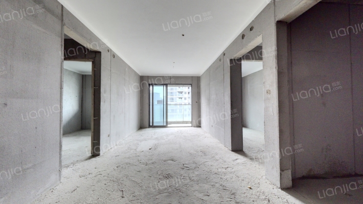 广州融创文旅城B2区二手房实景图