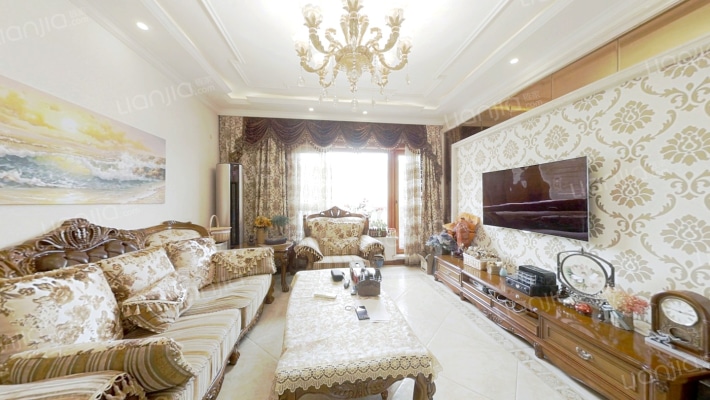 绿地海域中央墅B区二手房实景图