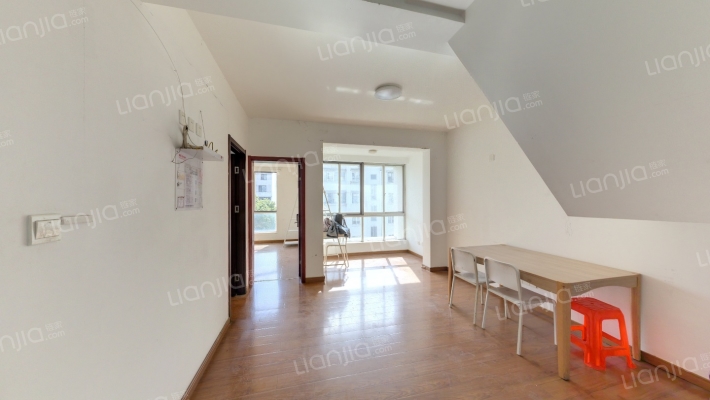 红枫苑二手房实景图