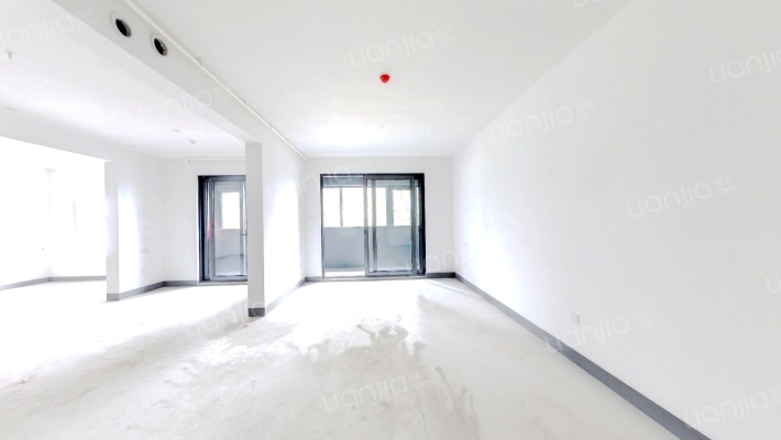 滨河沁月二手房实景图