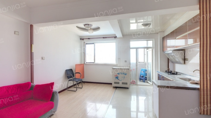 新大发国际A区二手房实景图