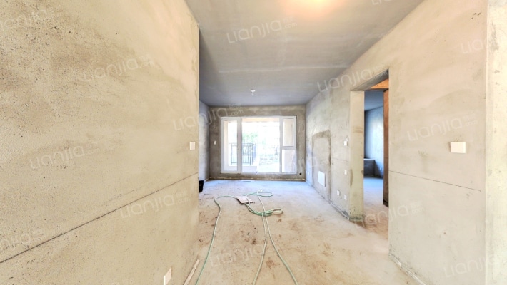 中金樾府二手房实景图