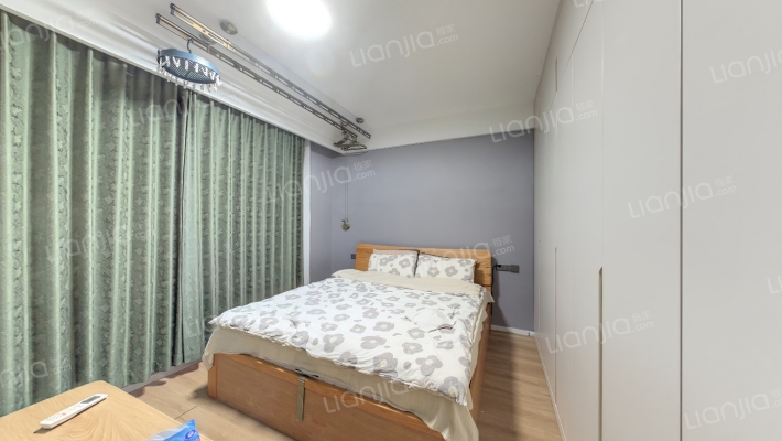 东方伟业文化广场二期二手房实景图