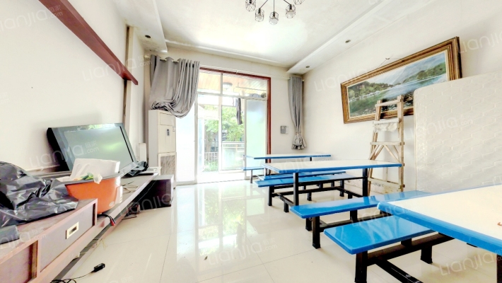 温哥华花园二手房实景图