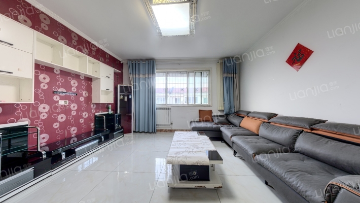 东畔花苑二手房实景图