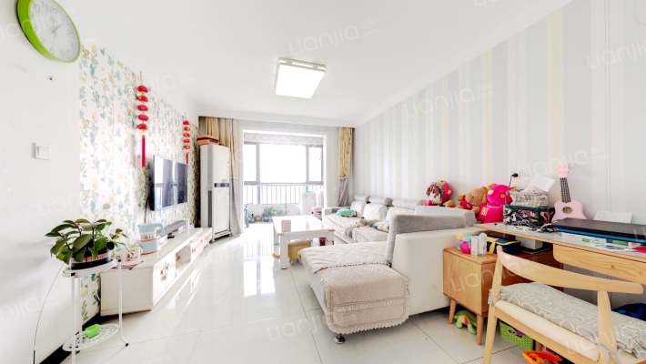 众美凤凰绿都三期二手房实景图